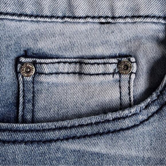 Blue Topic Rhinestone Studded Patch Distressed Denim Jeans Y2K Style - Size 9/10 - Picture 9 of 16